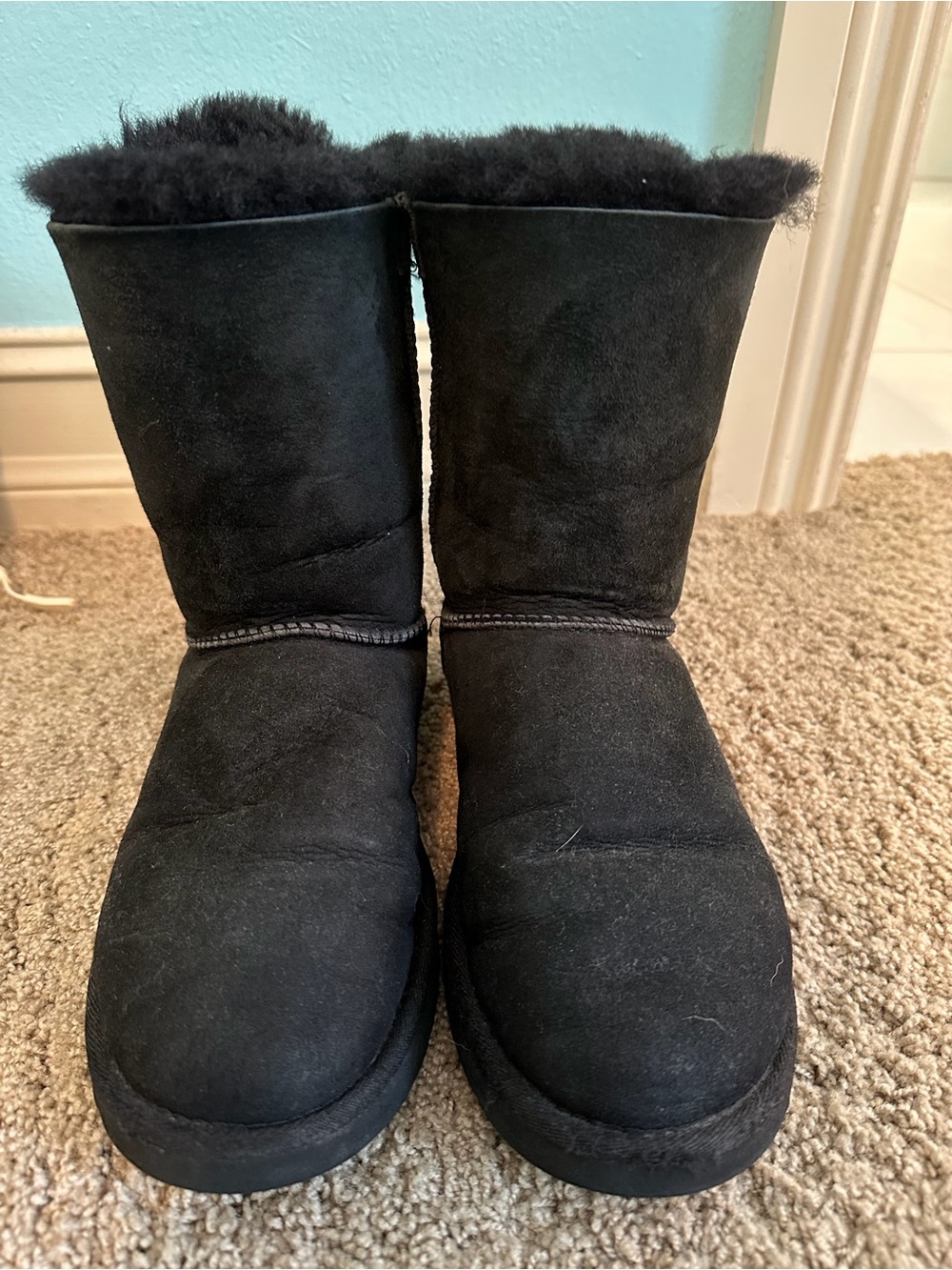 UGG Bailey Bow Tall Black Triple Bow Suede Sheepskin Boots Women’s 7